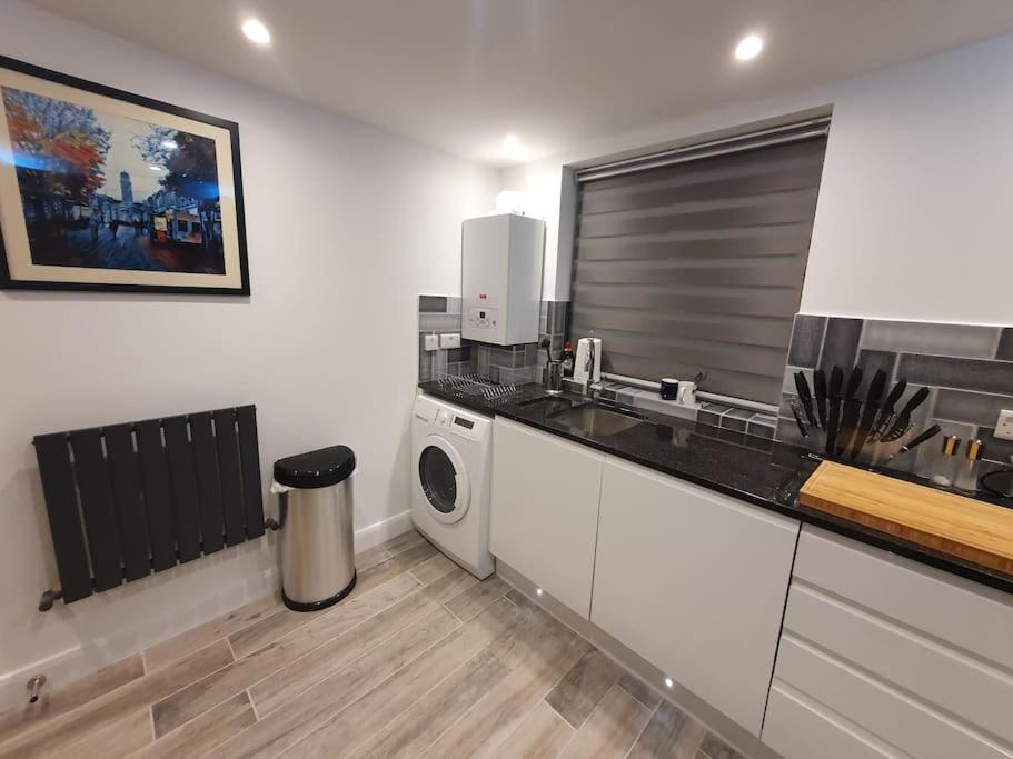 Luton Town Centre Executive Apartment Bagian luar foto
